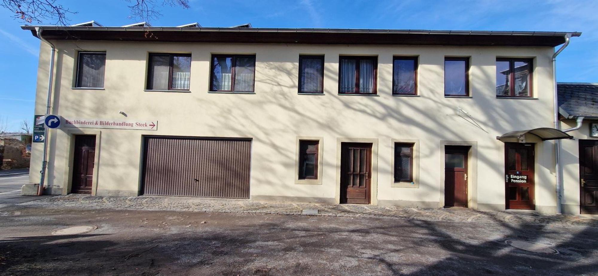Galeriecafe Und Pension Ambiente Zittau Exterior photo